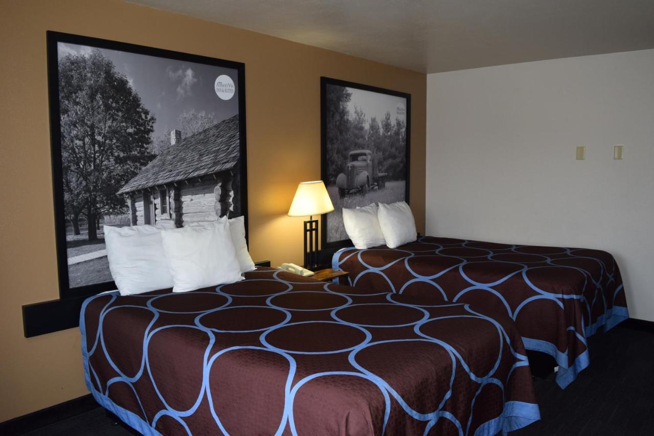 Amerivu Inn And Suites Shawano Wi Luaran gambar