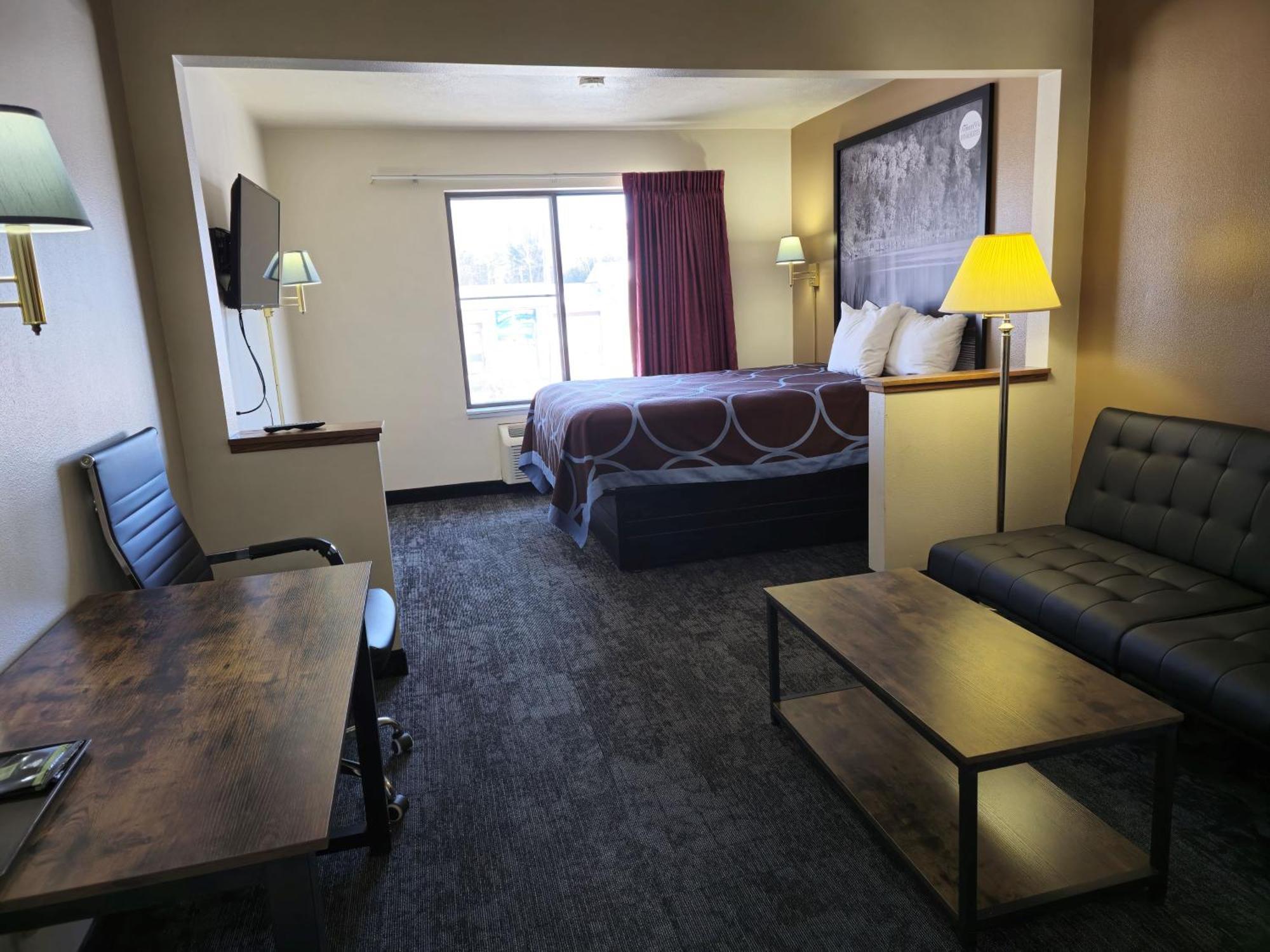 Amerivu Inn And Suites Shawano Wi Luaran gambar